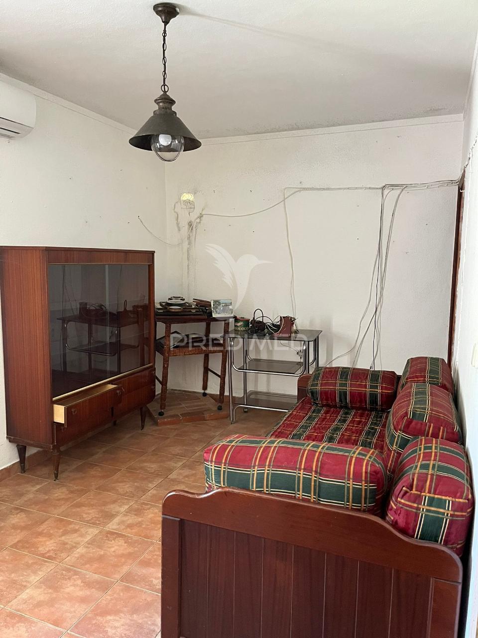 Apartamento t2 em borba - oportunidade de investimento