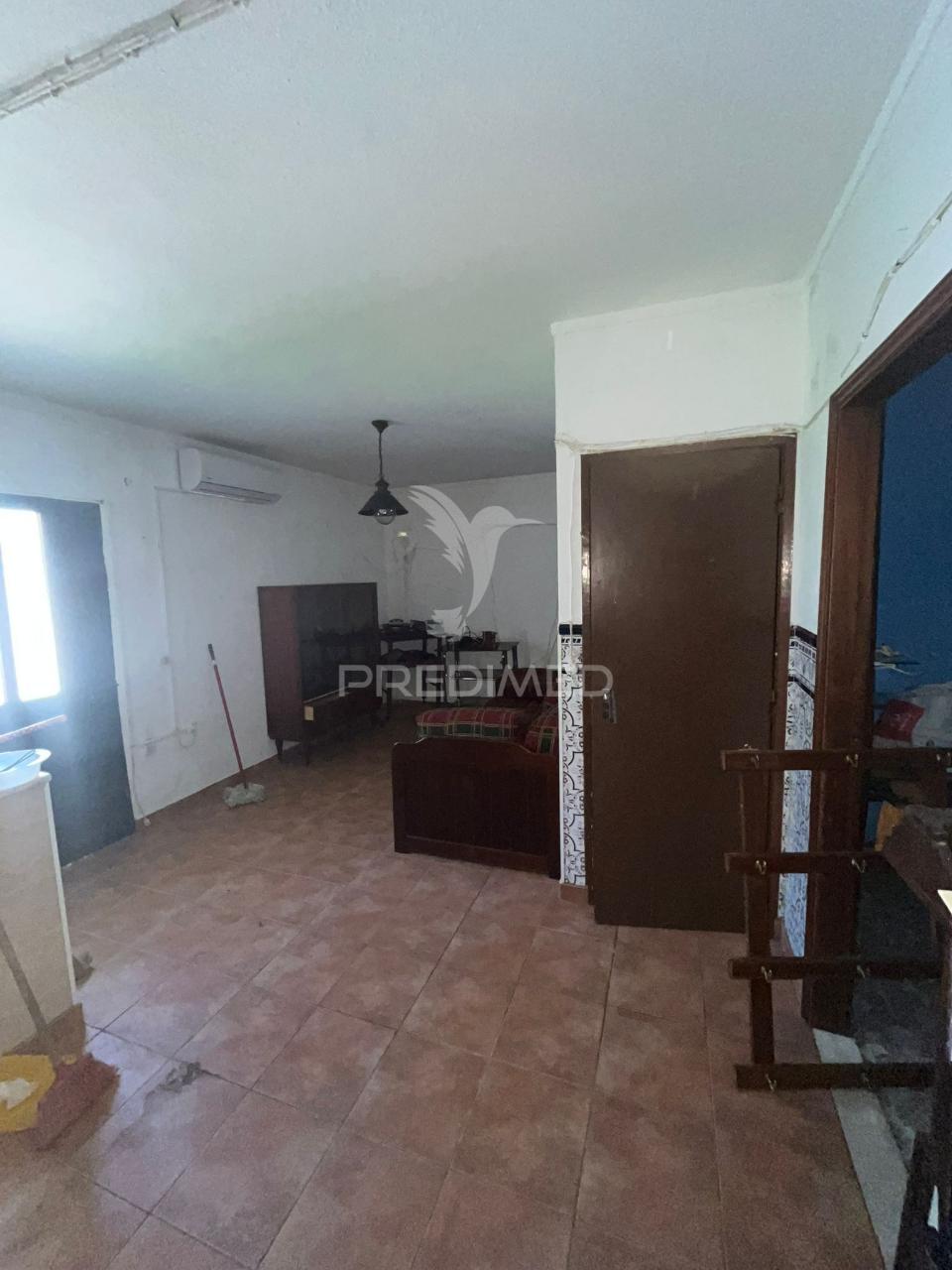Apartamento t2 em borba - oportunidade de investimento