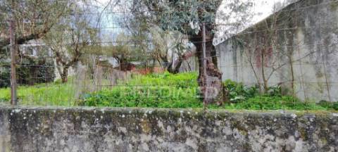 Moradia com terreno para reabilitar com grande potencial | a poucos minutos de lisboa