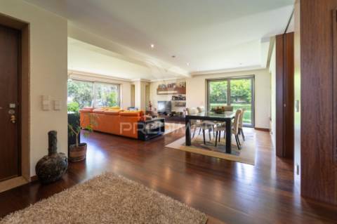 Moradia t3 isolada de luxo | olival, vila nova de gaia