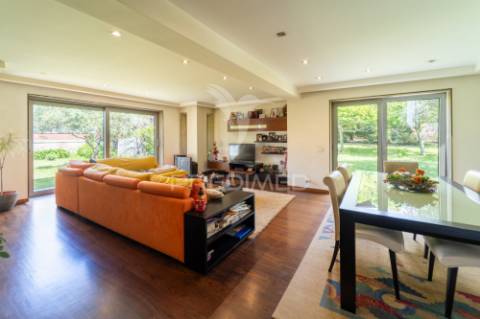 Moradia t3 isolada de luxo | olival, vila nova de gaia