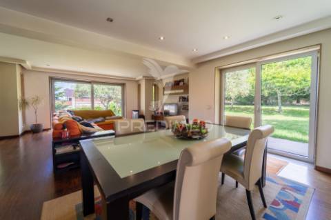 Moradia t3 isolada de luxo | olival, vila nova de gaia