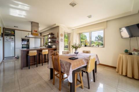 Moradia t3 isolada de luxo | olival, vila nova de gaia