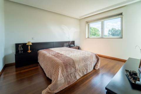 Moradia t3 isolada de luxo | olival, vila nova de gaia