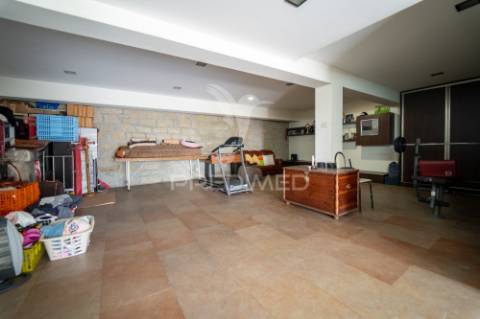 Moradia t3 isolada de luxo | olival, vila nova de gaia