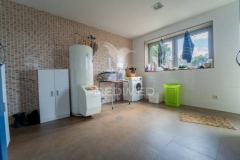 Moradia t3 isolada de luxo | olival, vila nova de gaia
