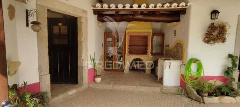Moradia t3+1 em azueira (mafra)