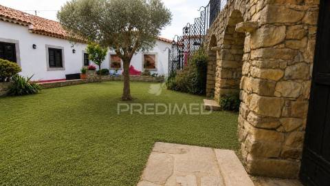 Moradia t3+1 em azueira (mafra)