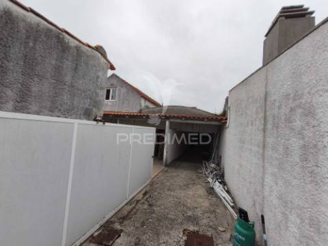 Moradia t3 com excelente espaço exterior | ílhavo