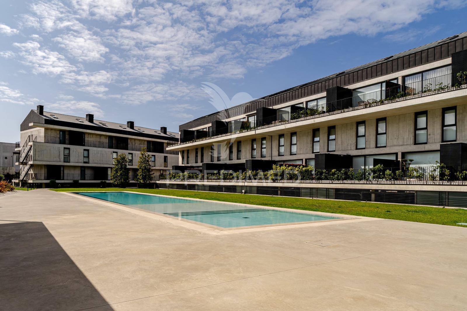 Apartamento t3 duplex - condomínio riomar, fão