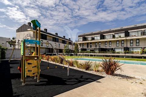 Apartamento t3 duplex - condomínio riomar, fão