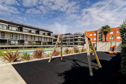 Apartamento t3 duplex - condomínio riomar, fão