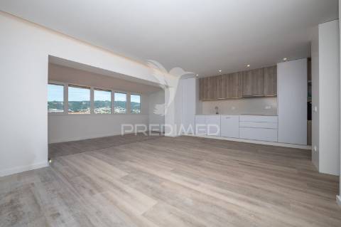 Apartamento t2 – rua santa margarida