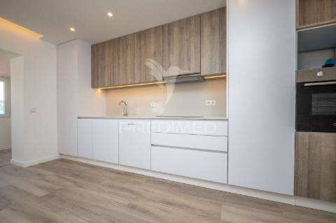 Apartamento t2 – rua santa margarida