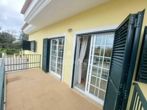 Vilamoura -  apartamento com piscina e vista golfe
