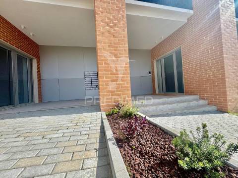 Apartamento novo t1 em azurém - guimarães