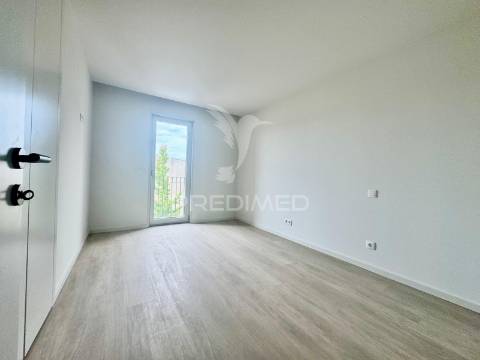 Apartamento novo t1 em azurém - guimarães