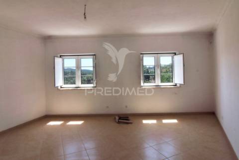 Moradia t1 com garagem em relíquias odemira