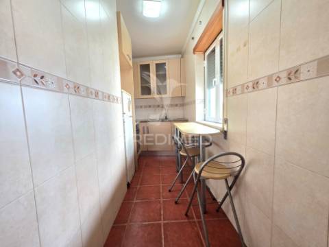 Apartamento t1, travessa das pinheiras, torres novas