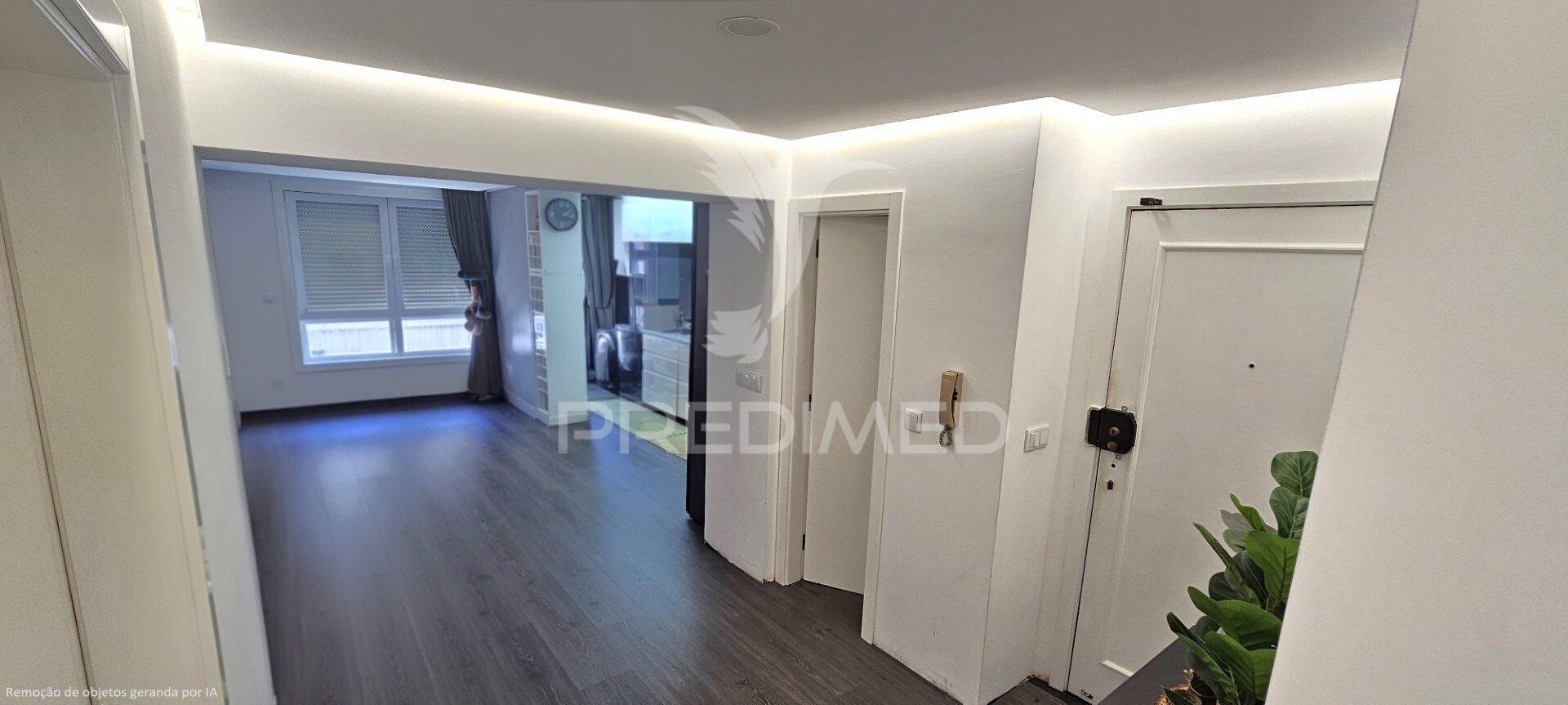 T2+1 renovado em paranhos