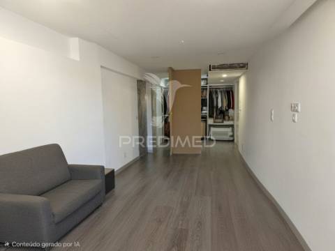 T2+1 renovado em paranhos