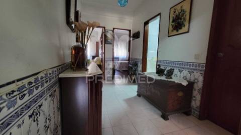 Oportunidade apartamento t2 alhos vedros com área exterior