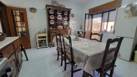 Oportunidade apartamento t2 alhos vedros com área exterior