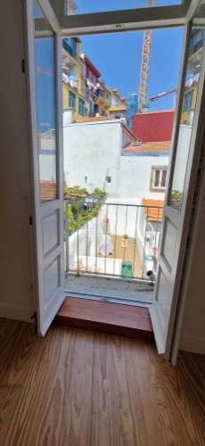 Apartamento t1 novo  coração da ribeira junto rio douro