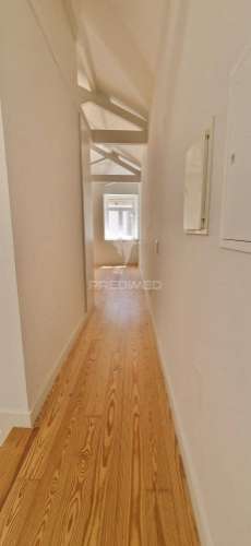 Apartamento t1 novo  coração da ribeira junto rio douro