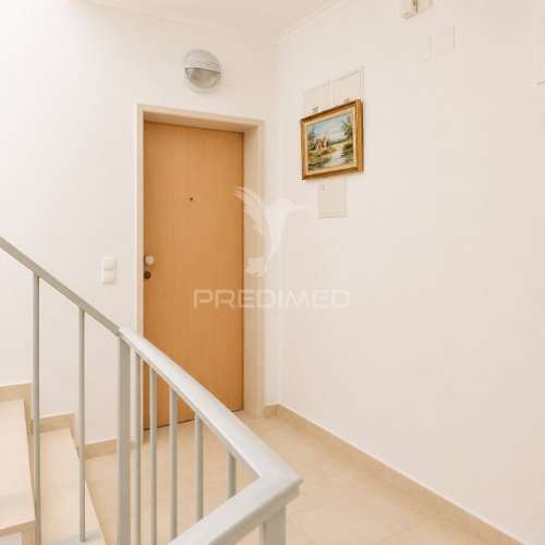 Apartamento t2 com sótão