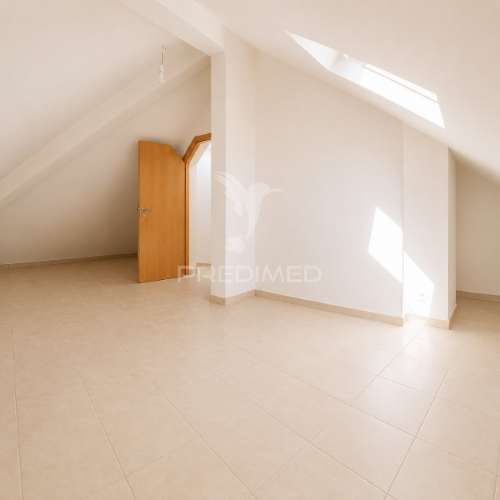 Apartamento t2 com sótão