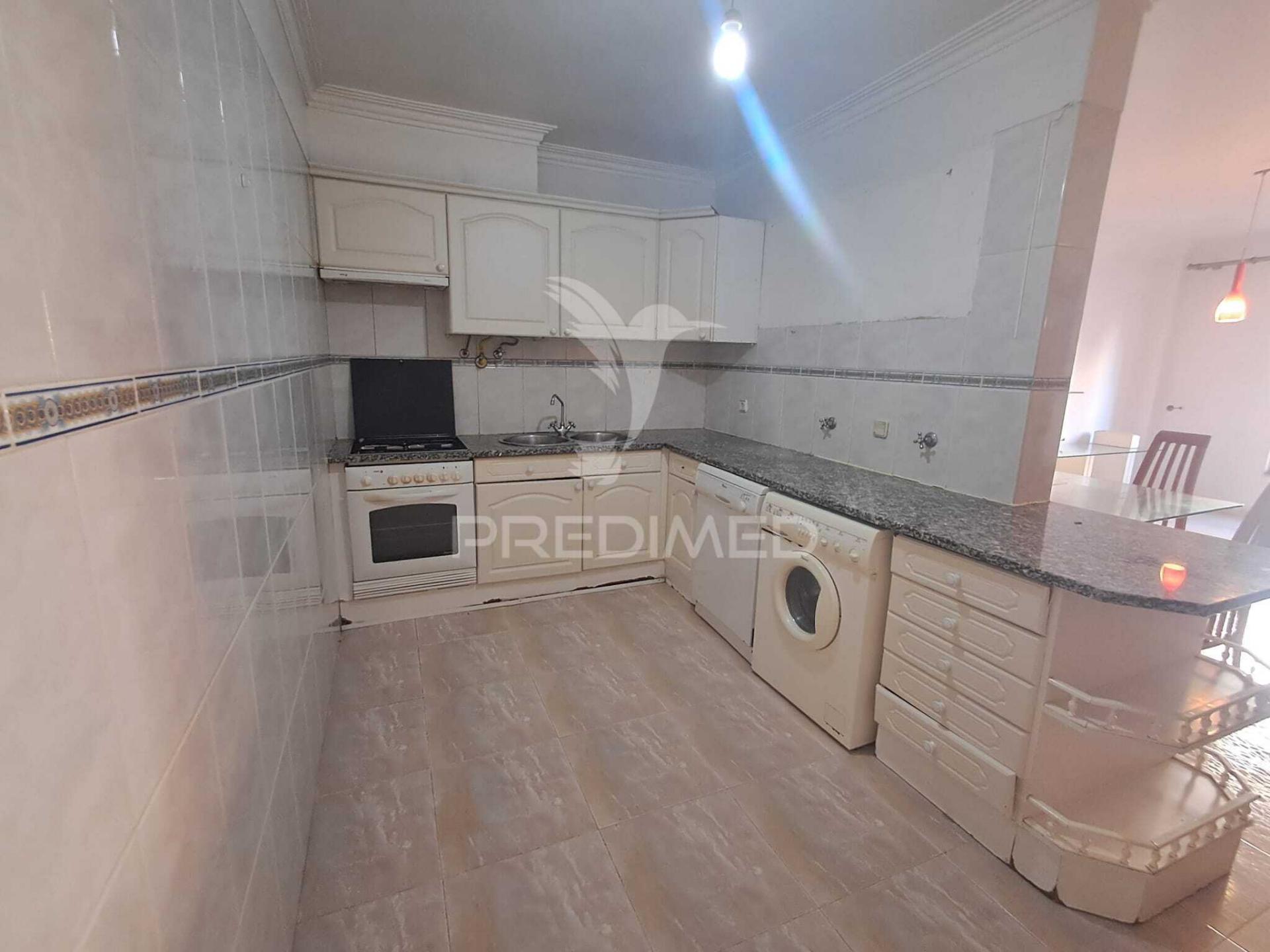 Apartamento t2 com excelentes áreas na tapada das mercês | sintra