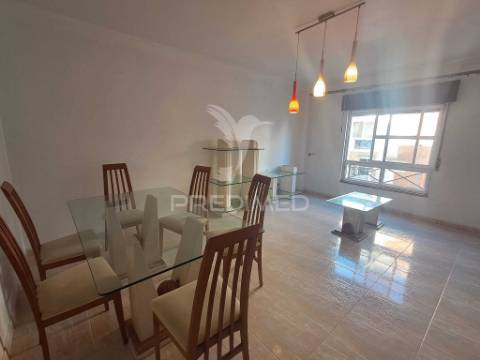 Apartamento t2 com excelentes áreas na tapada das mercês | sintra