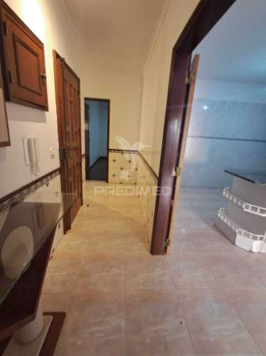 Apartamento t2 com excelentes áreas na tapada das mercês | sintra