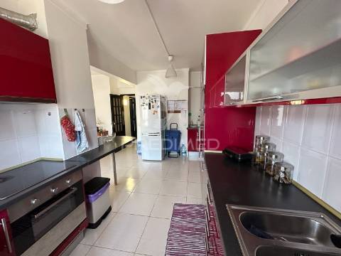 Apartamento t4 duplex - entroncamento