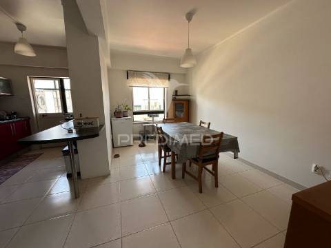 Apartamento t4 duplex - entroncamento