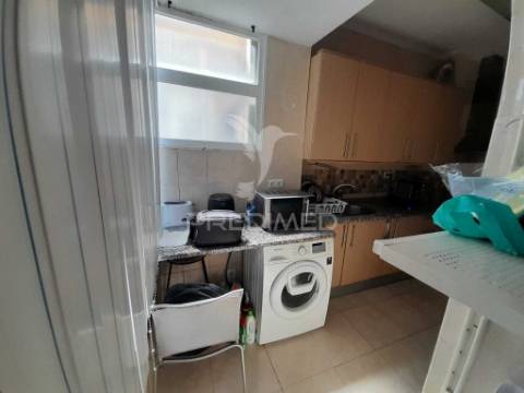 T3 com 3 varandas em montijo