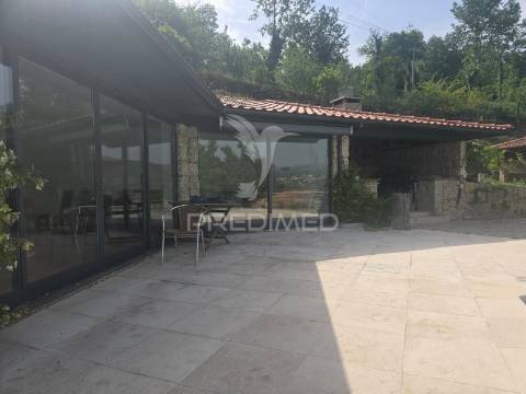 Moradia v3 em travassós-fafe