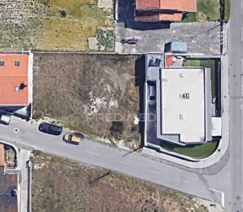 Terreno com 384 m² e frente generosa — gafanha da nazaré