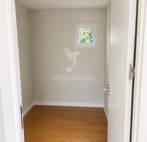 Moradia t2 totalmente remodelada | marinha grande