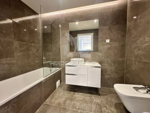 T1 premium com vista rio e rooftop com piscinas | edifico orizon | quinta da trindade – seixal