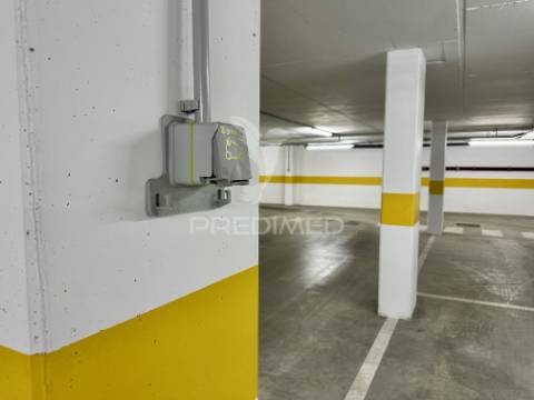 T1 premium com vista rio e rooftop com piscinas | edifico orizon | quinta da trindade – seixal