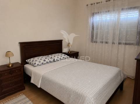 Moradia t3 independente com amplo terreno | pronta a habitar