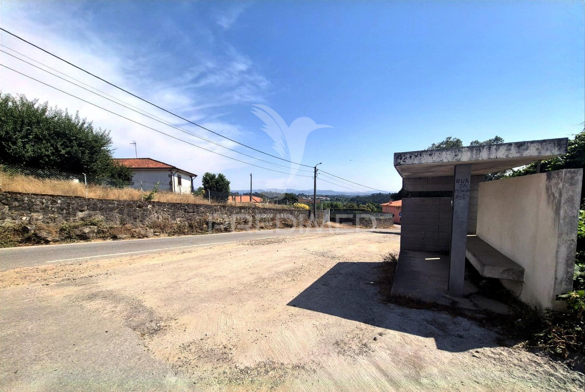 Terreno urbano com projeto aprovado | 760 m² | lanhas, vila verde