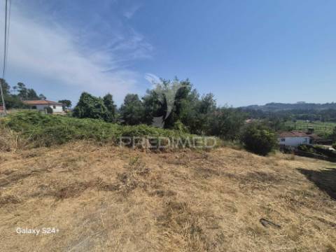 Terreno urbano com projeto aprovado | 760 m² | lanhas, vila verde