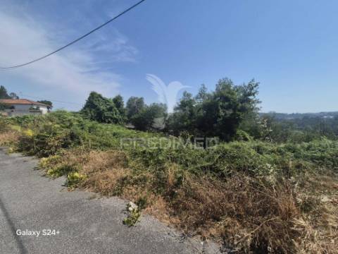 Terreno urbano com projeto aprovado | 760 m² | lanhas, vila verde