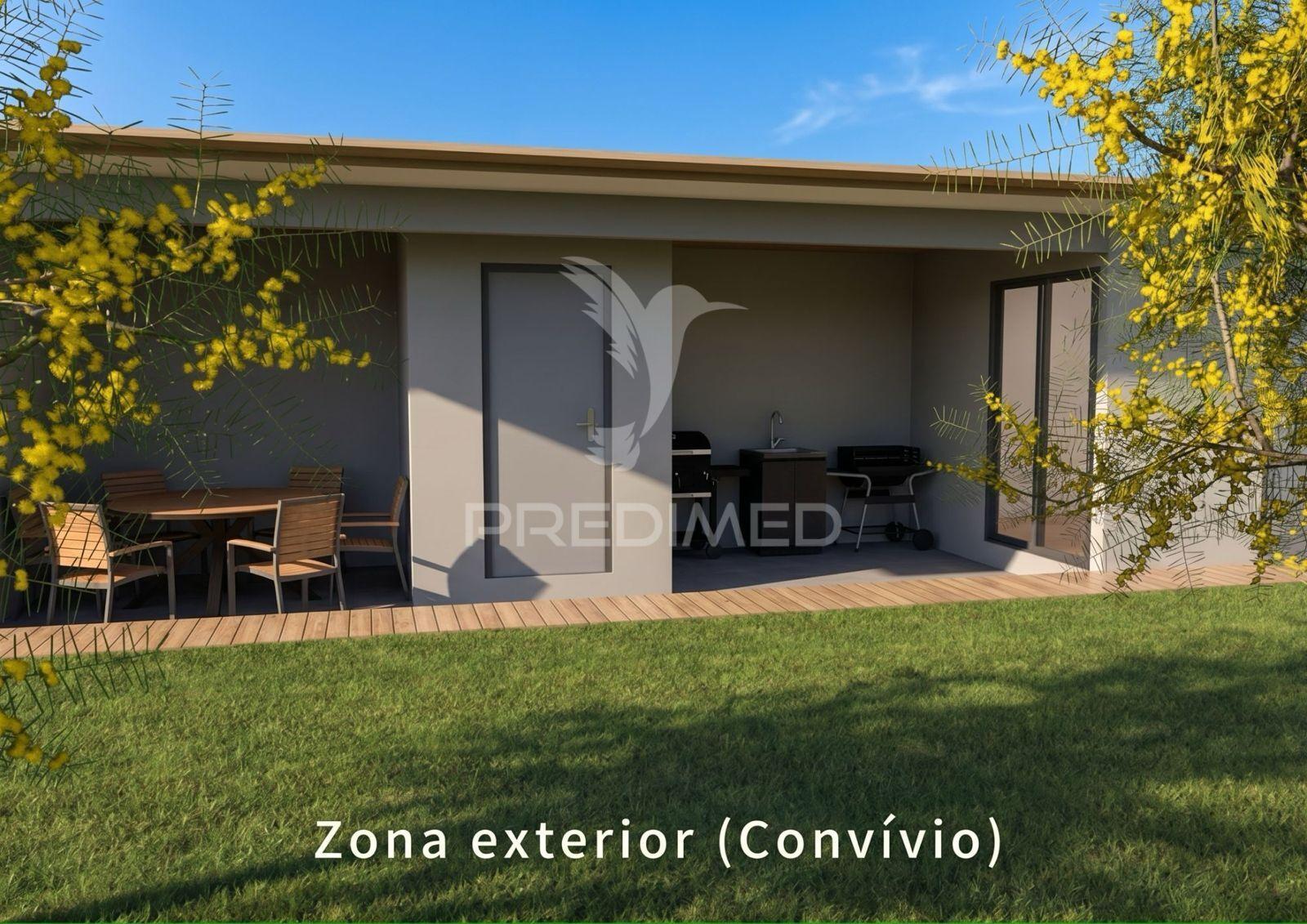 Moradia em construção na aldeia do pego