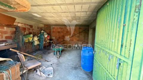 Moradia com terreno e olival à venda na bouça – mirandela