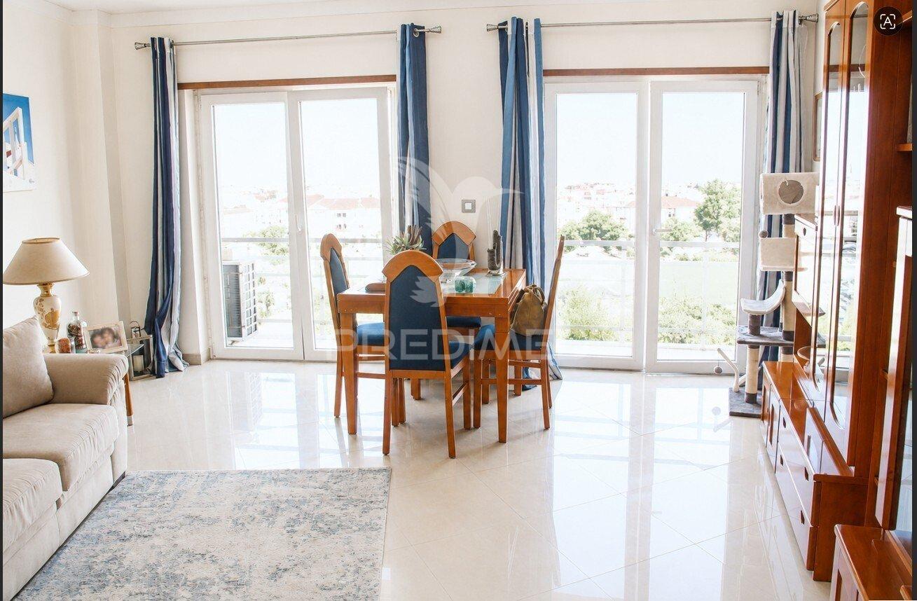 Apartamento t3 santa marta do pinhal