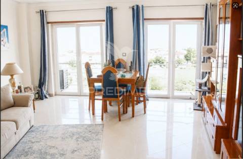 Apartamento t3 santa marta do pinhal